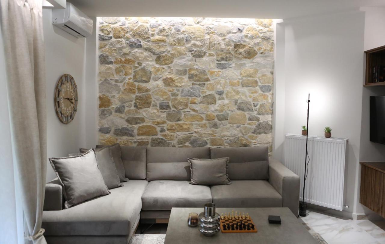 La Larissa Luxury Apartments Trekke Esterno foto