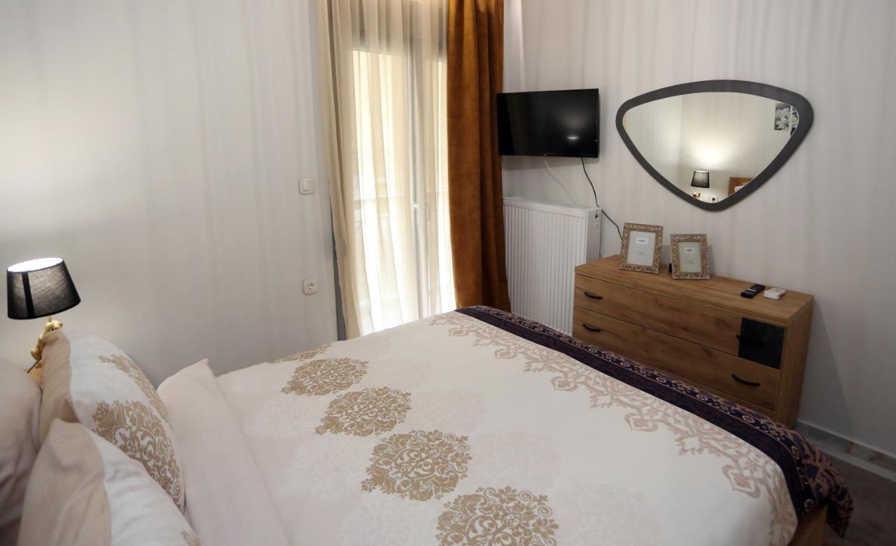La Larissa Luxury Apartments Trekke Esterno foto
