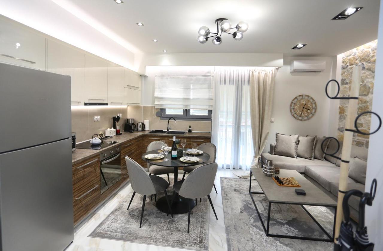 La Larissa Luxury Apartments Trekke Esterno foto